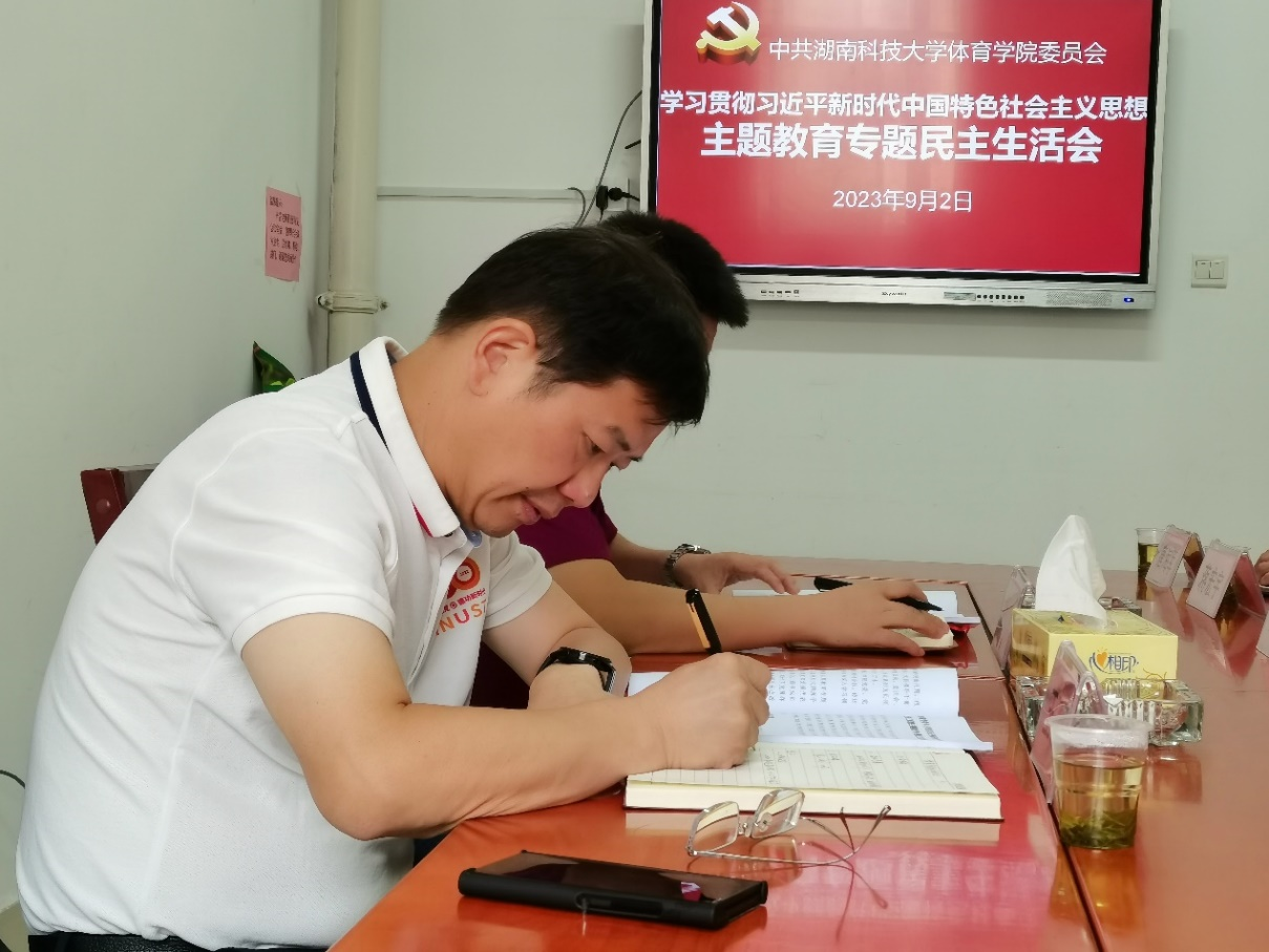 b8f6215531db4d19919a08baffa7a868.png b8f6215531db4d19919a08baffa7a868.png