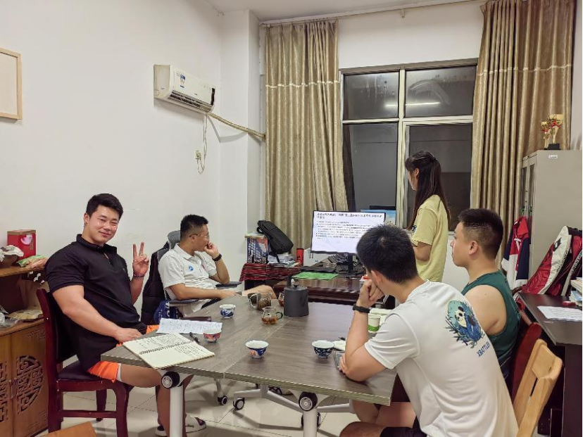 44da2b0ec1d946cd86e8ef2c65135410.png 44da2b0ec1d946cd86e8ef2c65135410.png